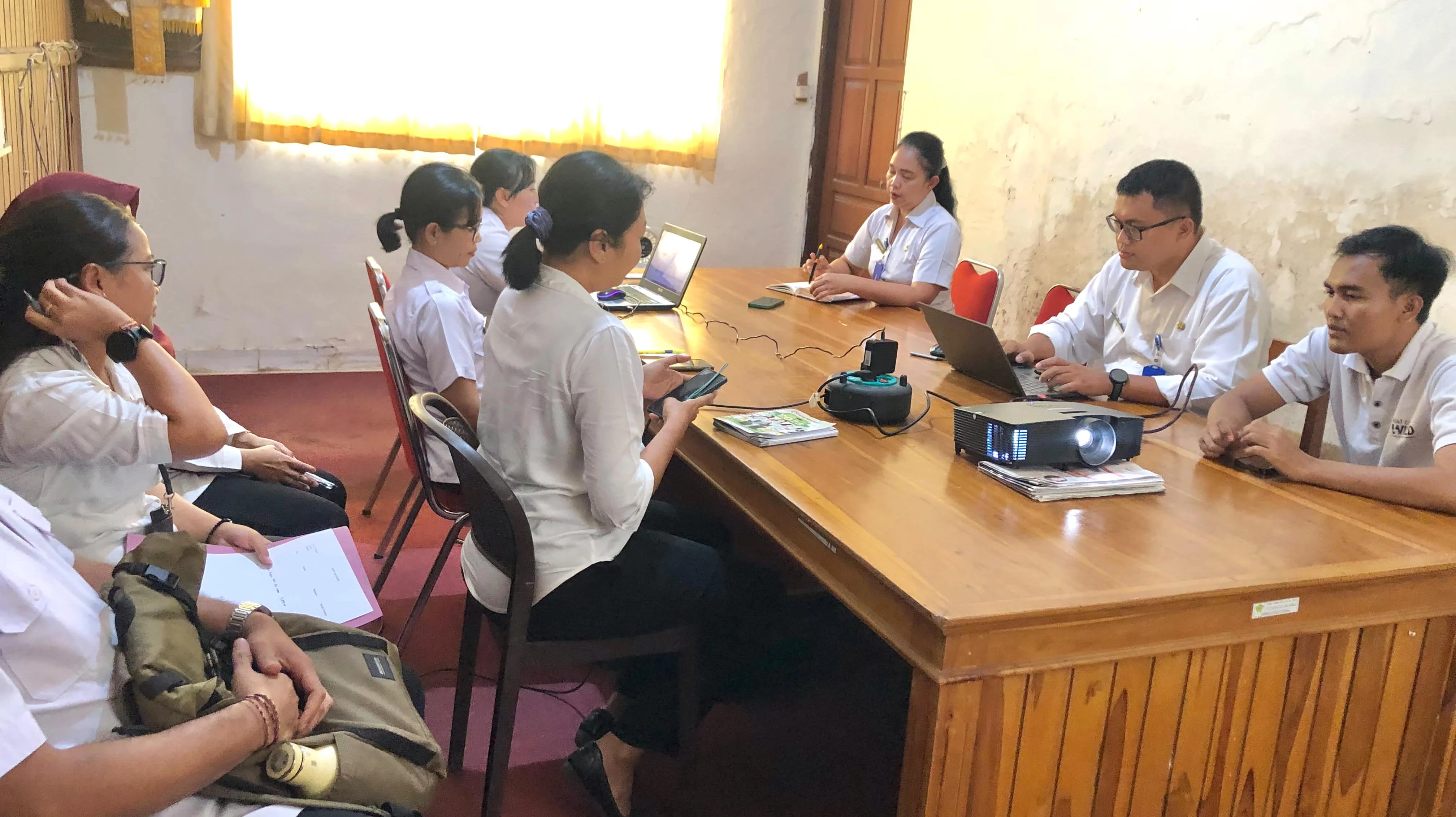 DLHPKP Jembrana Gelar Rapat Koordinasi dan Konsolidasi untuk Penguatan Layanan Informasi Publik