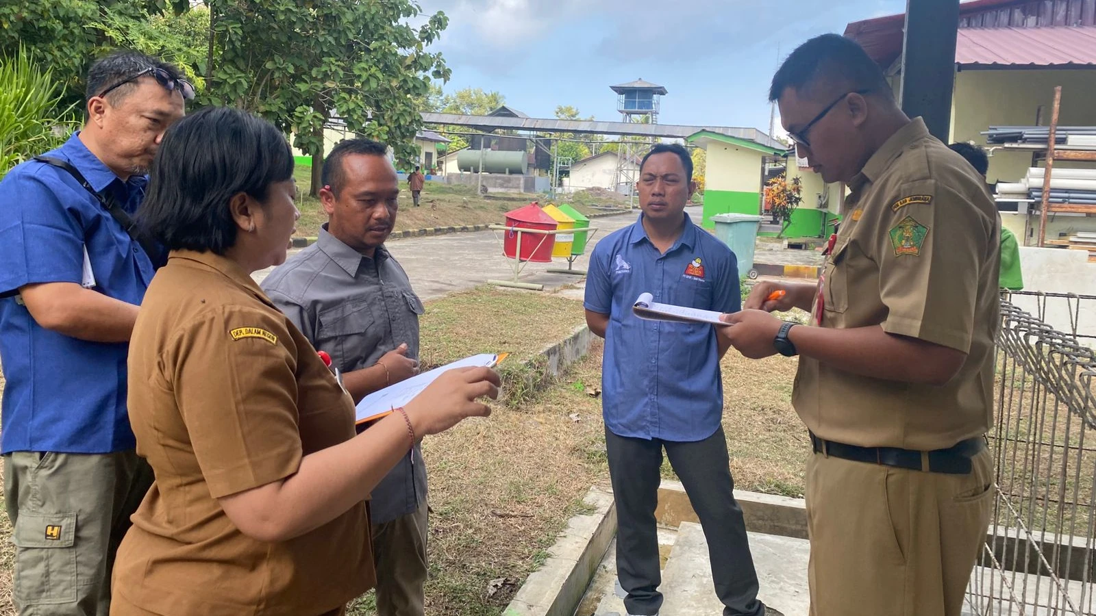 Pastikan Kelayakan IPAL, DLHPKP Jembrana Lakukan Verifikasi Lapangan di PT Charoen Pokphand Jaya Farm Hatchery Tuwed